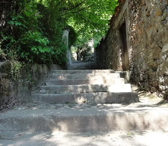 Tagrajska Apartment *